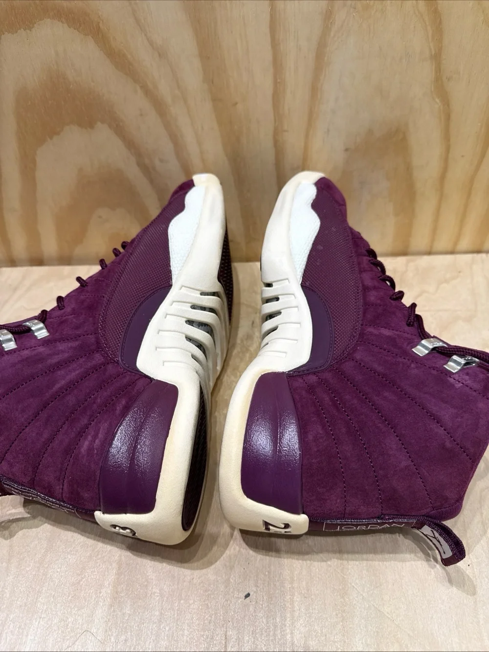 Jordan Air Jordan 12 Retro Bordeaux 2017 High Top Sneakers Men 130690-617 Sz 11